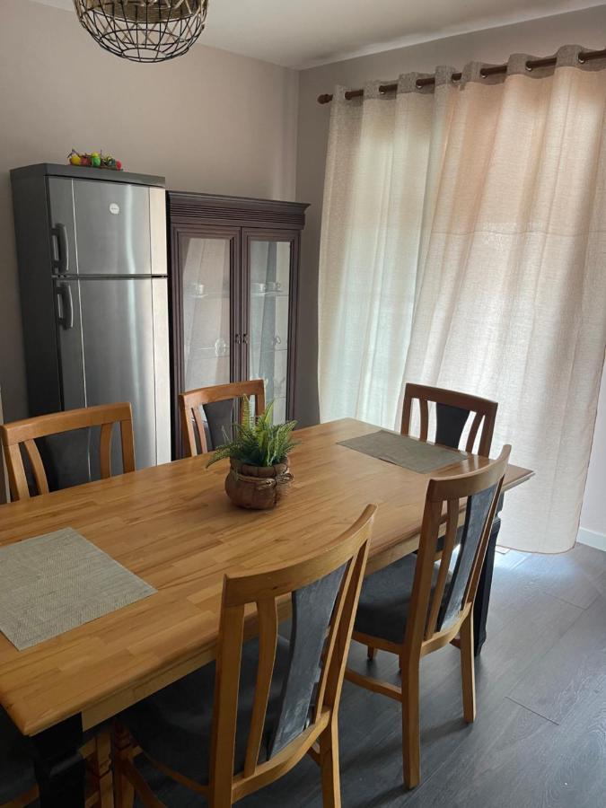 Pedestrian Street Center Apartment Shkodër Buitenkant foto