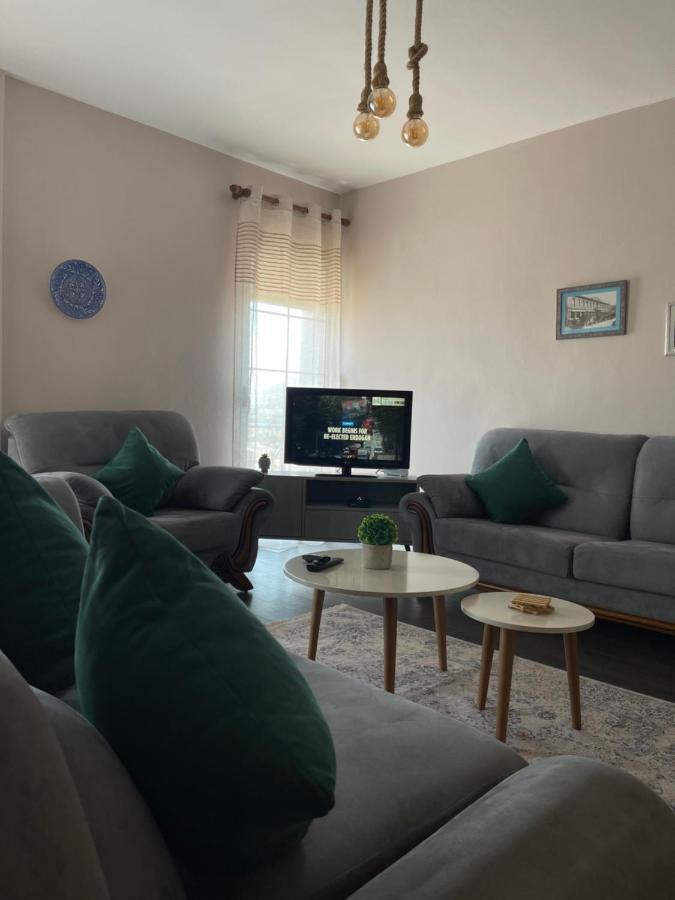 Pedestrian Street Center Apartment Shkodër Buitenkant foto