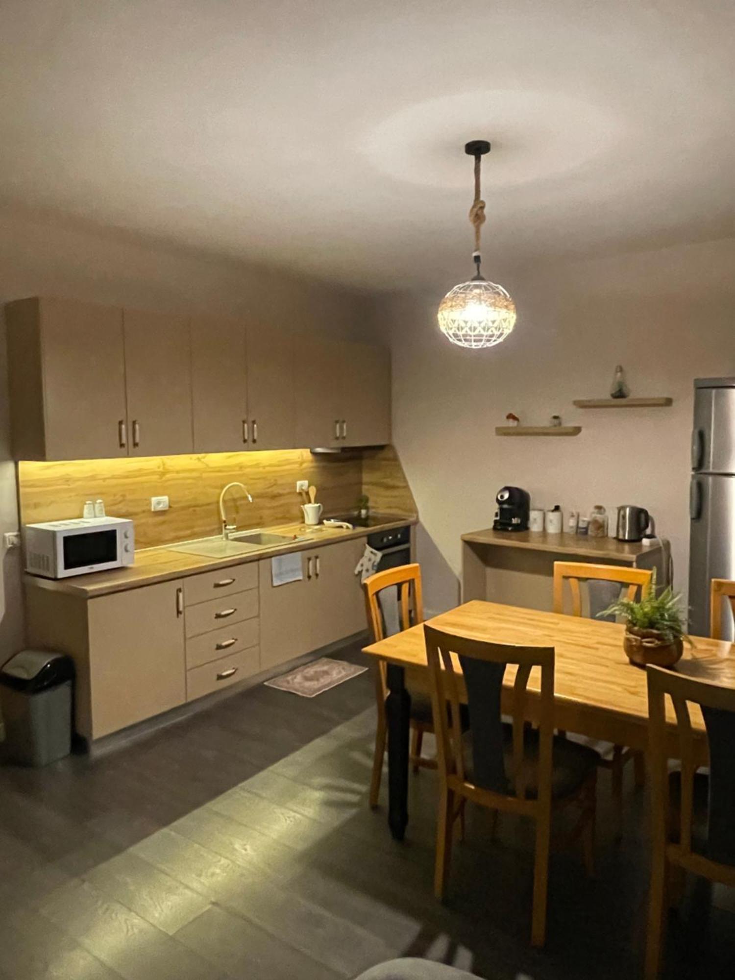 Pedestrian Street Center Apartment Shkodër Buitenkant foto